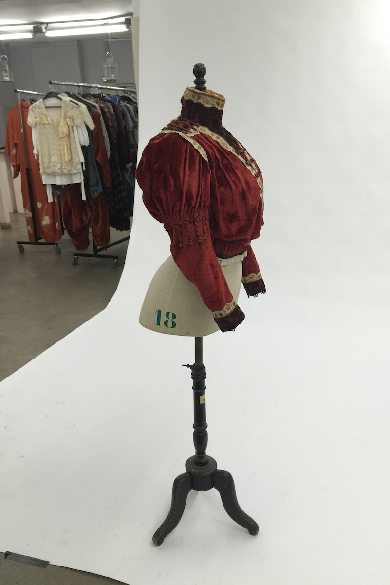 Coming soon… Garde-Robe Caraco&rsquo;s very own e-shop